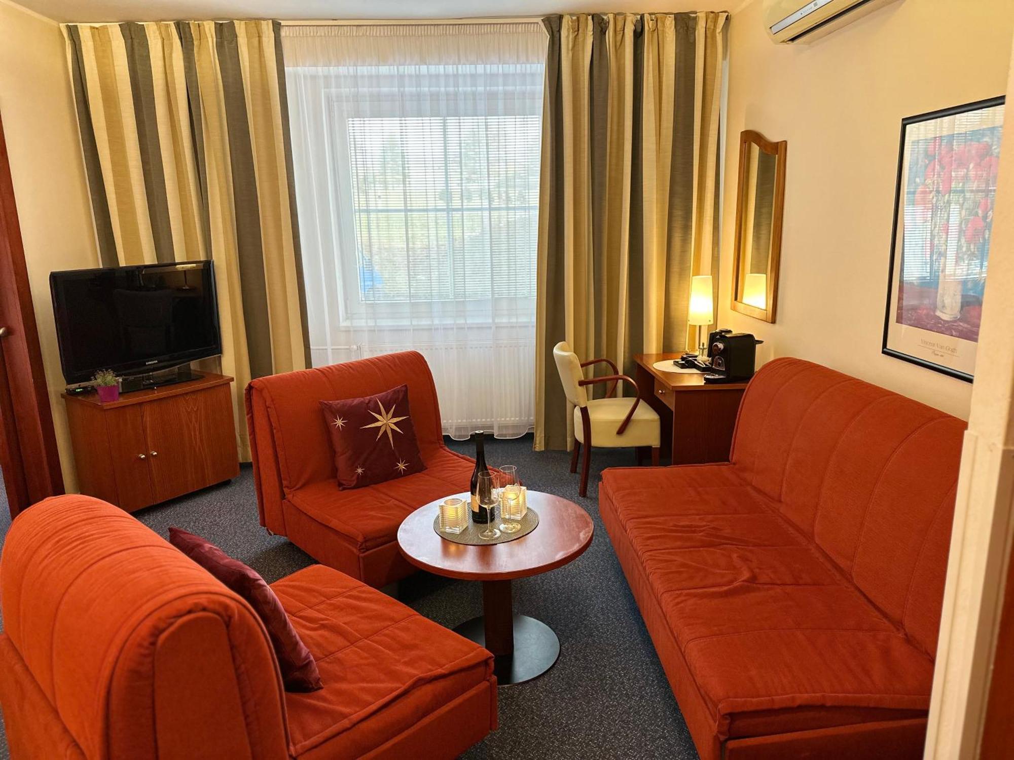 Wellness Hotel Stare Mesto Uherske Hradiste Exterior foto